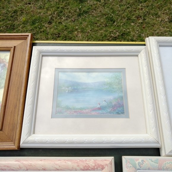 TWO WOMEN WATCHING SAILBOATS ON A SERENE LAKE PRINT IN IVORY WOOD FRAME & 2 MATS - Picture 6 of 8